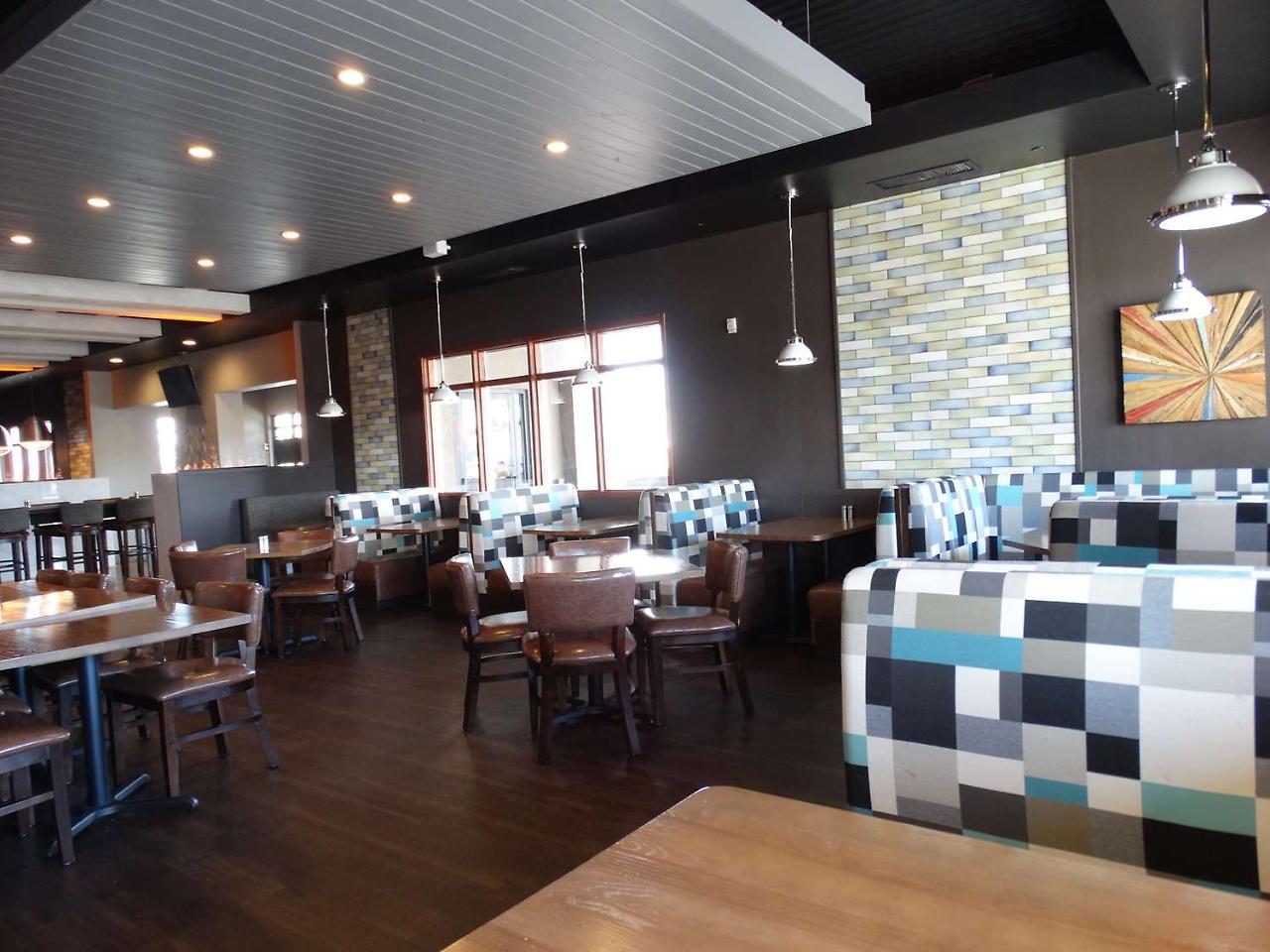 Best Western Premier Denver East Экстерьер фото